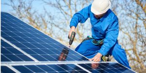 Installation Maintenance Panneaux Solaires Photovoltaïques à Pomayrols